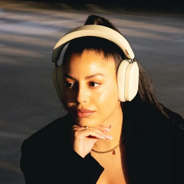 mondo-over-ear-bluetooth-headphones-greige-grey-beige-lifestyle-600x600